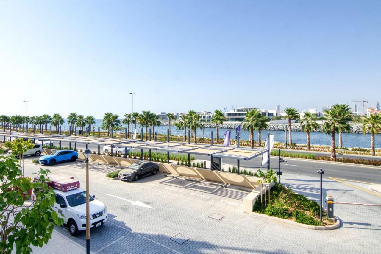 Spacious 2br Flat, La Rive 2 * Dubaï
