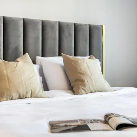 Spacious 2Br Flat, La Rive 2 دبي المظهر الخارجي الصورة